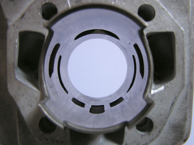 Cylindre Malossi 45,5mm CVF
