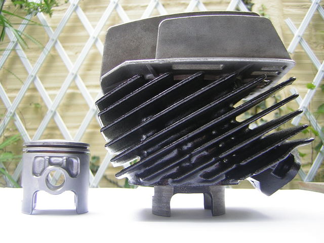 Haut moteur Polini 46mm Radial
Mots-clés: Polini 46 Radial